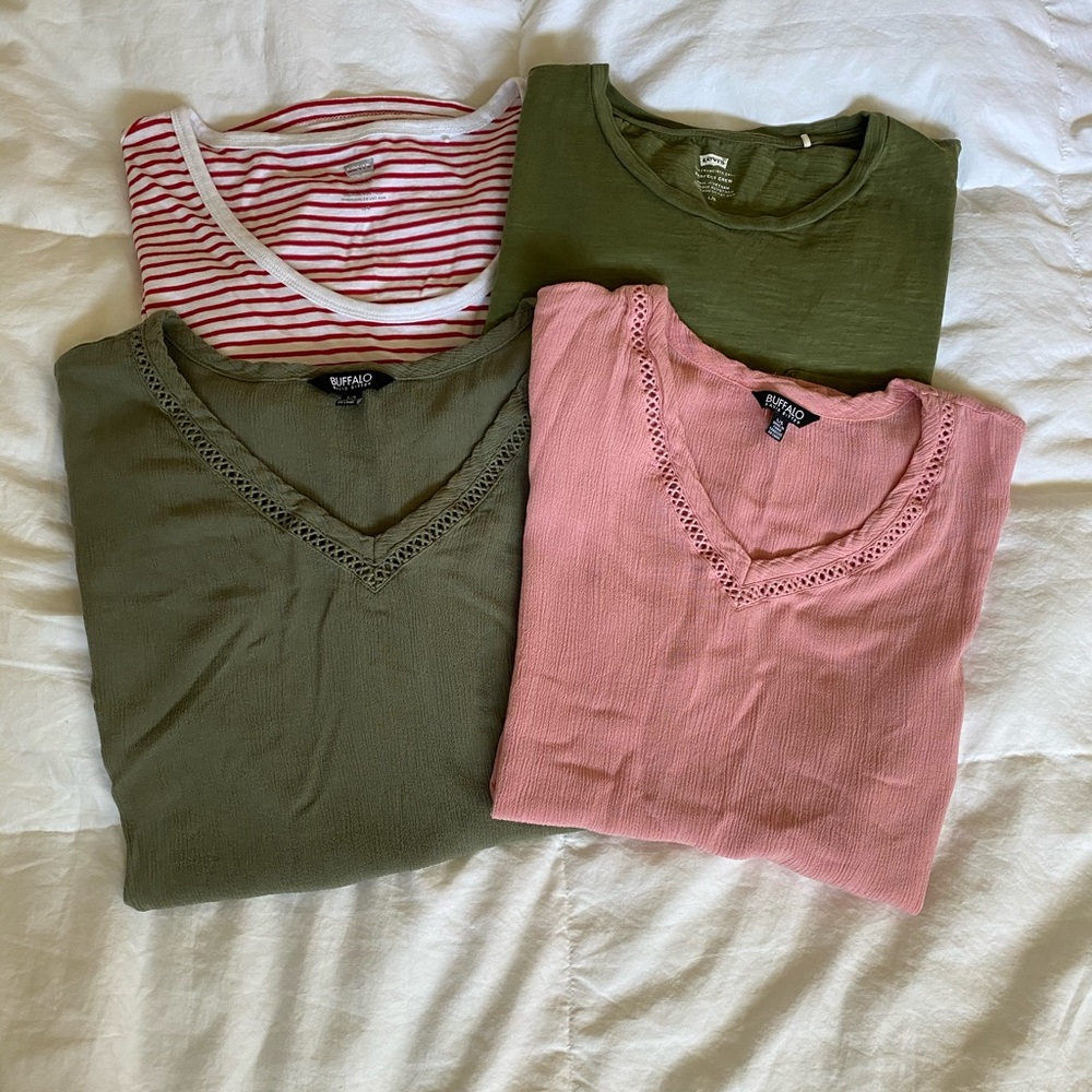 4 Women’s Tops
